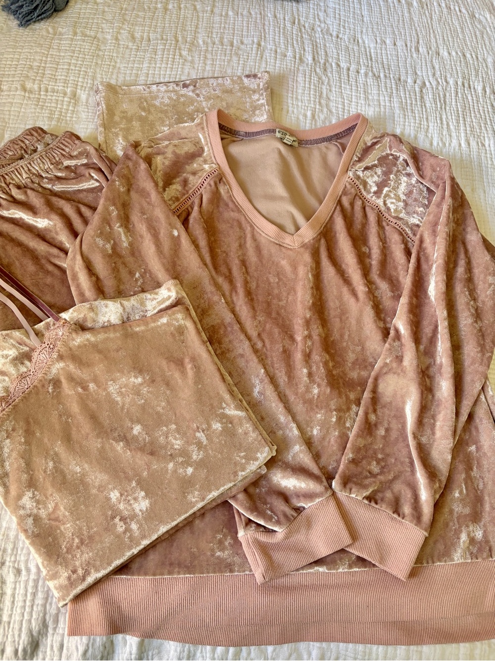 PJ Salvage Crushed Velvet V-Neck 3 Piece Lounge Set — Blush Pink
